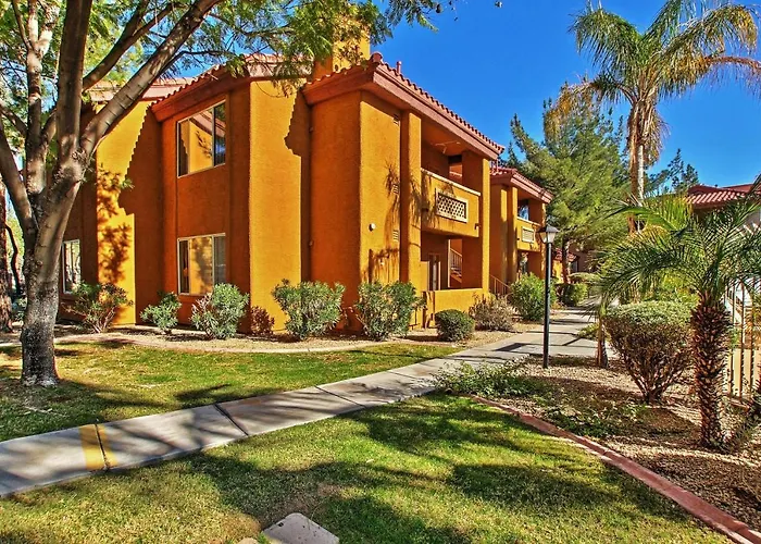 Near Bellair Golf Club! Abode W/ Pool Phoenix