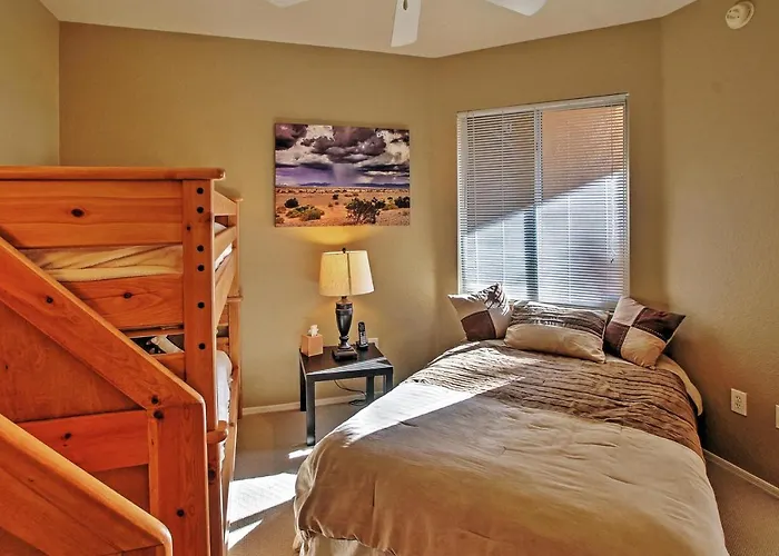 Near Bellair Golf Club! Abode W/ Pool Holiday home Phoenix