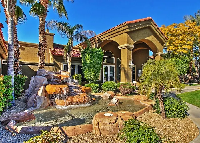 Near Bellair Golf Club! Abode W/ Pool Holiday home Phoenix